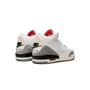 White AIR JORDAN 3s